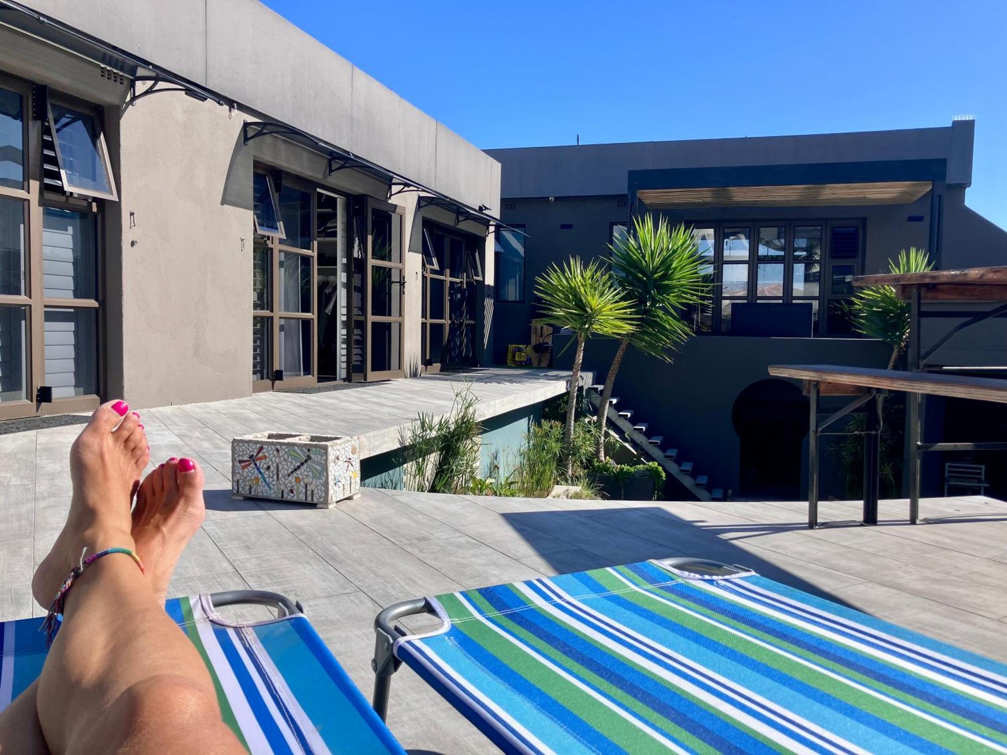 Penguins Cove Coastal Sanctuary Studio Apartment-Bloubergstrand Cidade Do Cabo Exterior foto