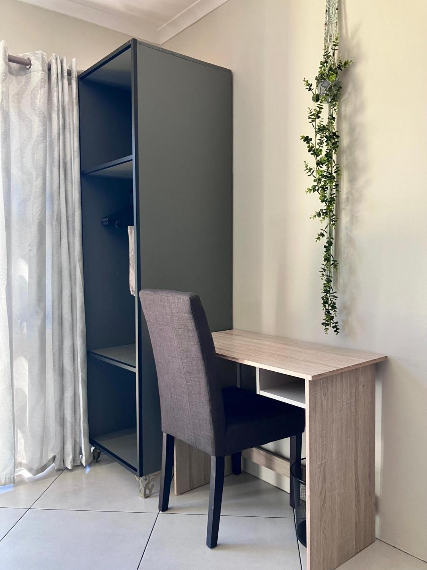 Penguins Cove Coastal Sanctuary Studio Apartment-Bloubergstrand Cidade Do Cabo Exterior foto